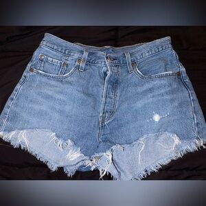 Women’s Levi shorts